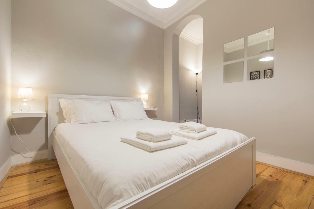 Trendy & Lightfull Apartment Лиссабон Экстерьер фото